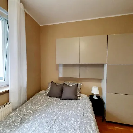 Apartament Z Parkingiem Przy Plazy Διαμέρισμα *